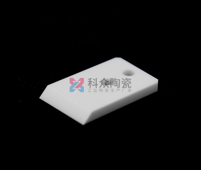 氧化鋯陶瓷產(chǎn)品有什么性能優(yōu)勢呢？（圖）